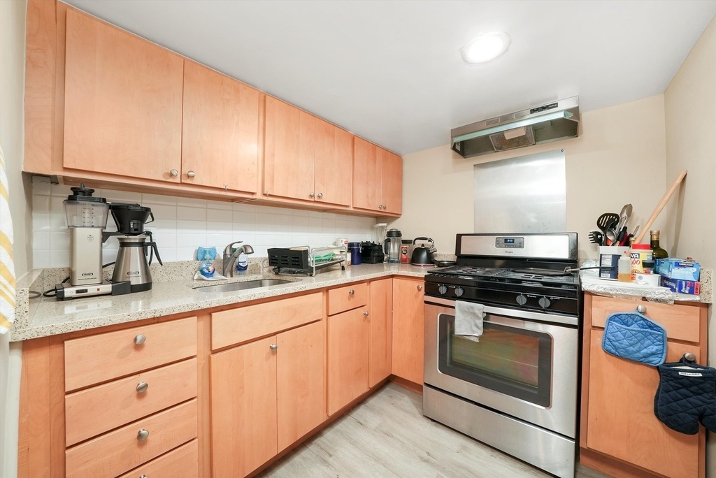 4614 N Springfield Avenue - Photo 6