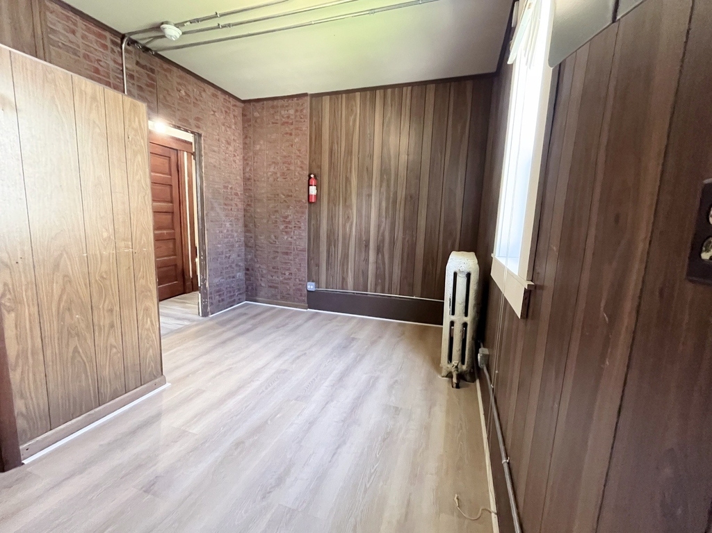 216 E South Street - Photo 4