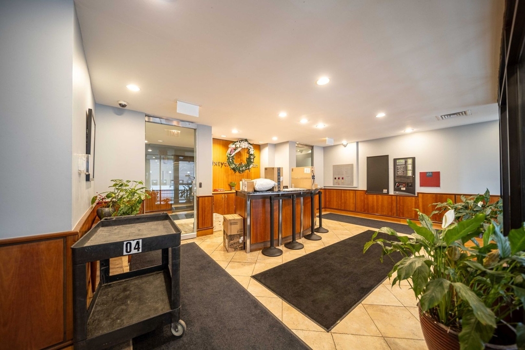 6030 N Sheridan Road - Photo 12
