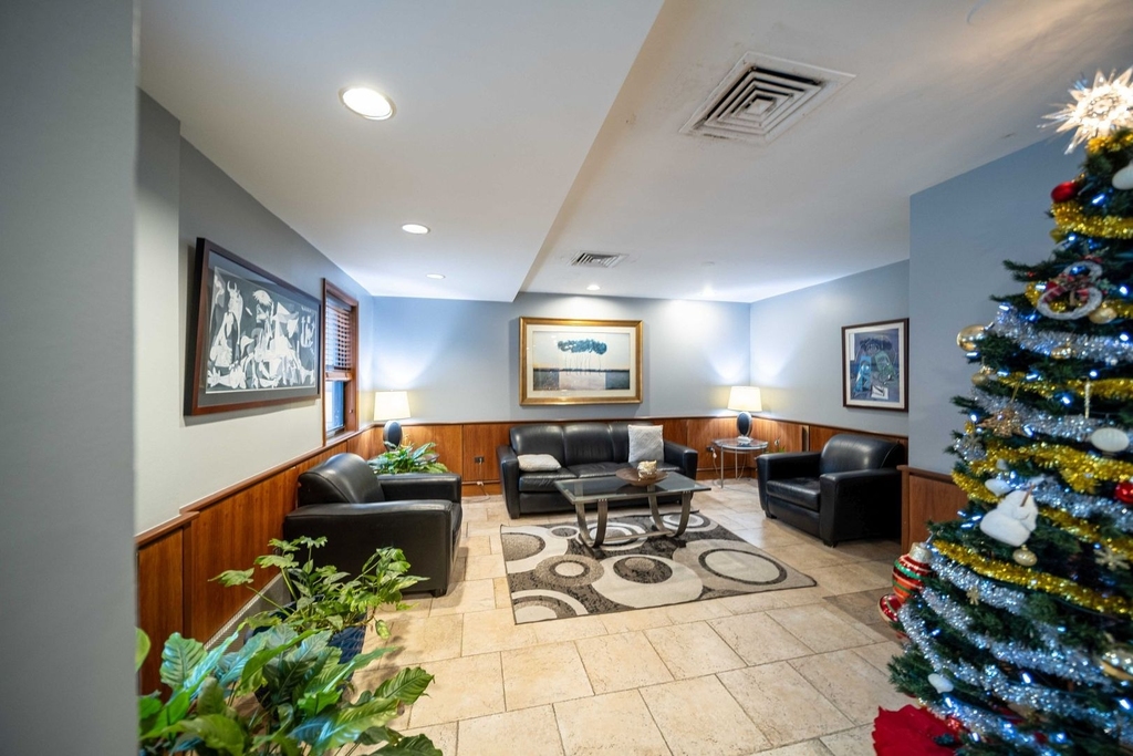 6030 N Sheridan Road - Photo 13
