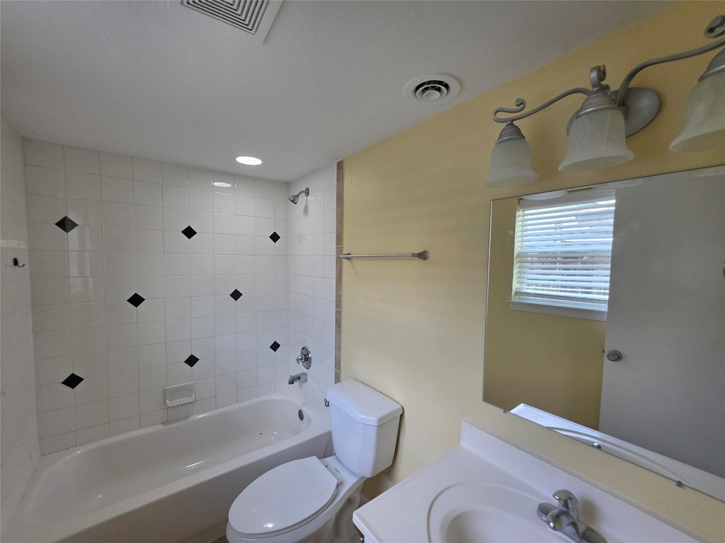 7334 Darnell Street - Photo 11