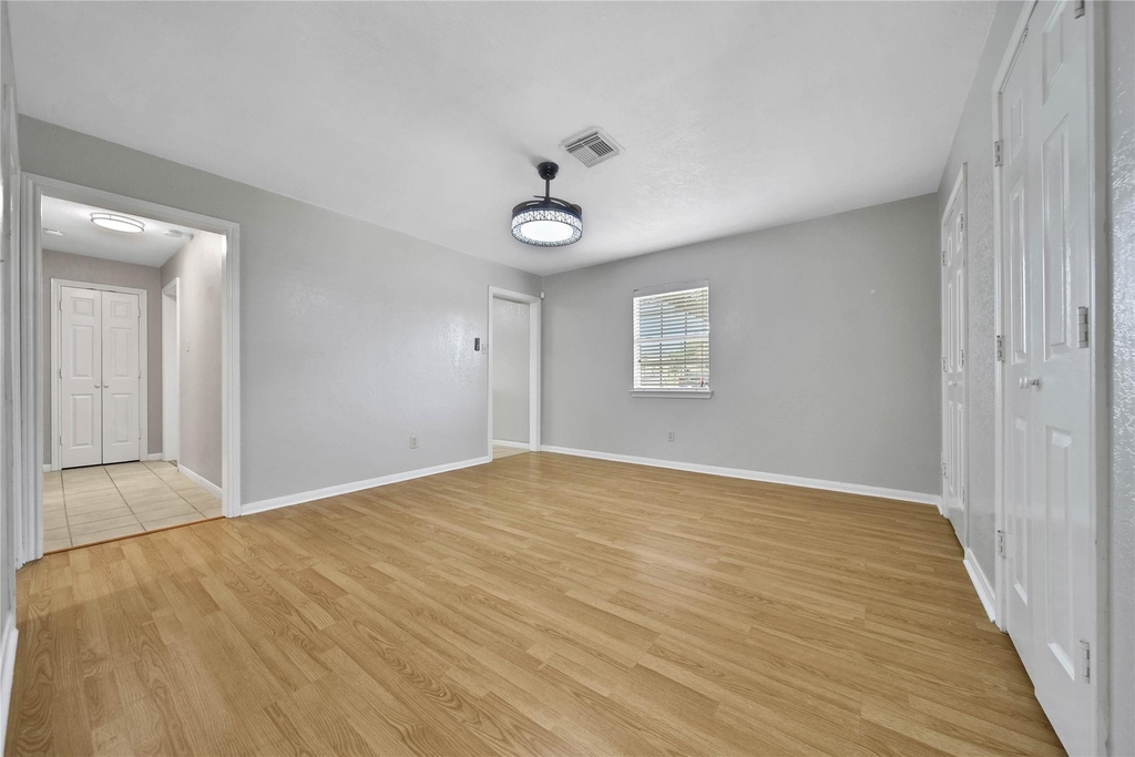 307 Lawrence Street - Photo 7