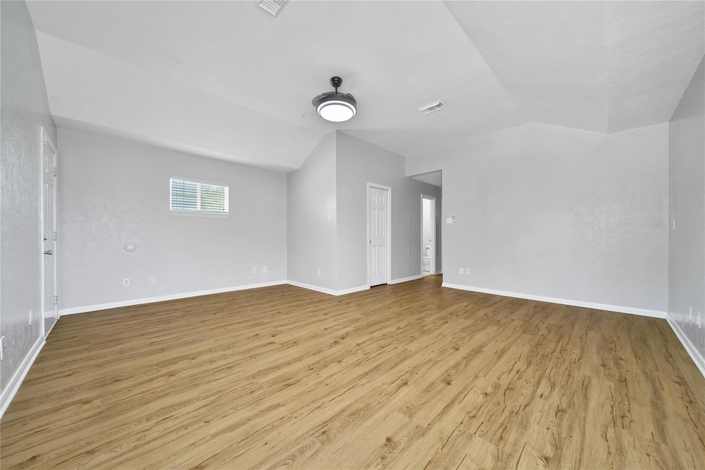 307 Lawrence Street - Photo 12