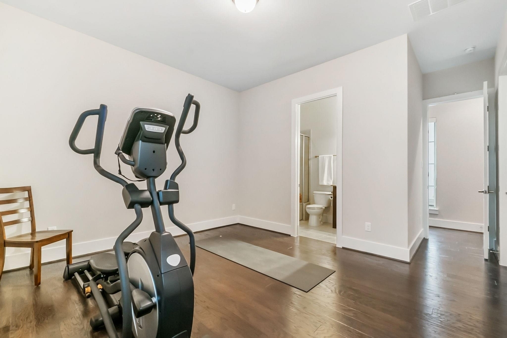 139 Gildwood Place - Photo 14