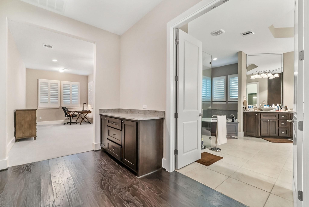 139 Gildwood Place - Photo 11