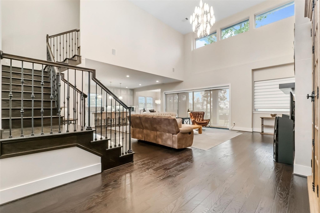 139 Gildwood Place - Photo 2