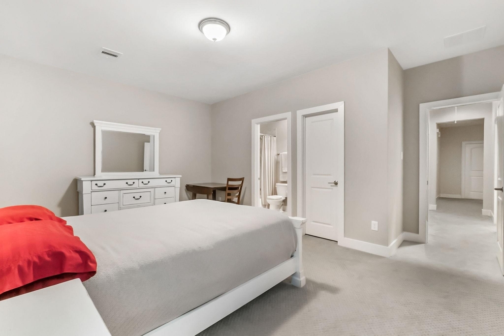 139 Gildwood Place - Photo 15