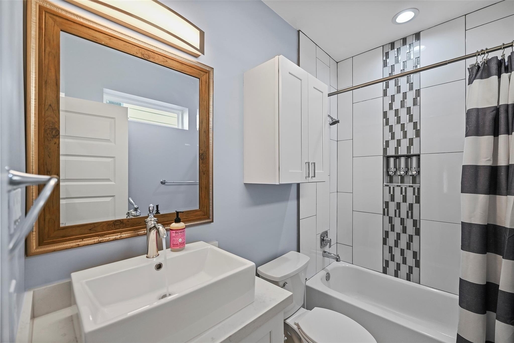 2413 Pease Street - Photo 23