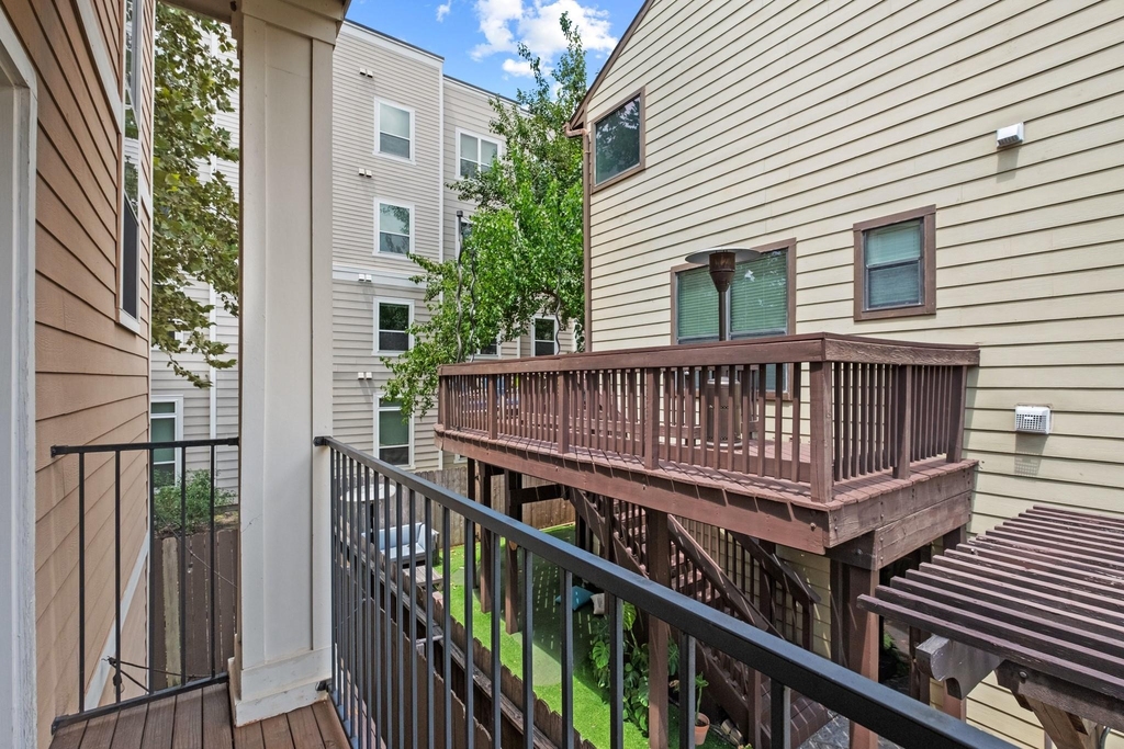 5314 Schuler Street - Photo 14