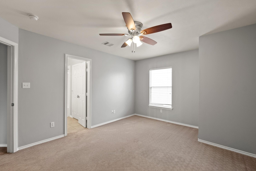 5314 Schuler Street - Photo 24