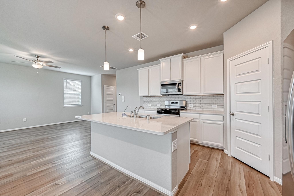 17629 Rosette Grass Drive - Photo 7
