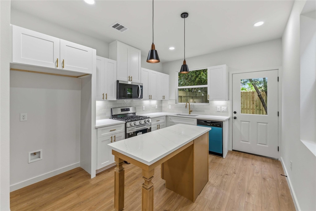 760 Lucky Street - Photo 9