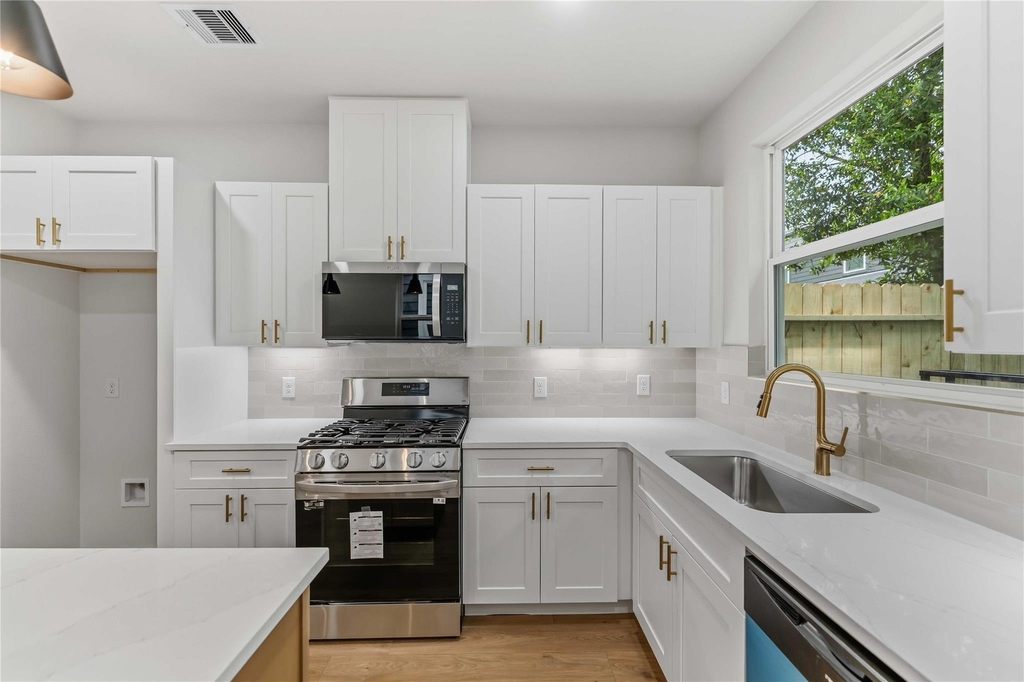 760 Lucky Street - Photo 12
