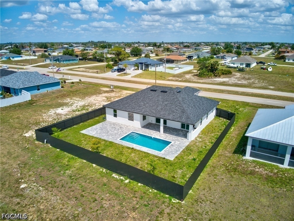1026 Nelson Road N - Photo 33