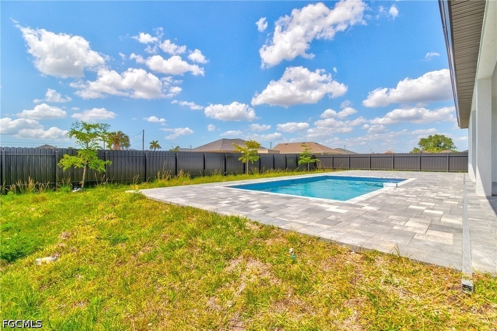 1026 Nelson Road N - Photo 36