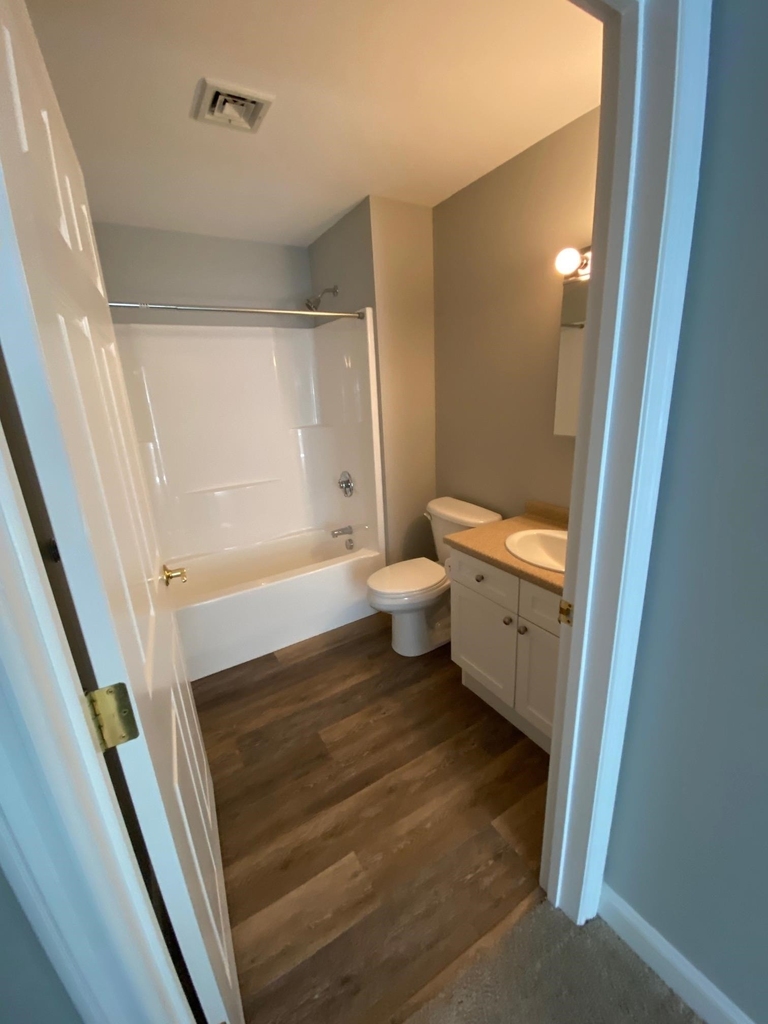 122 Coliseum - Photo 10
