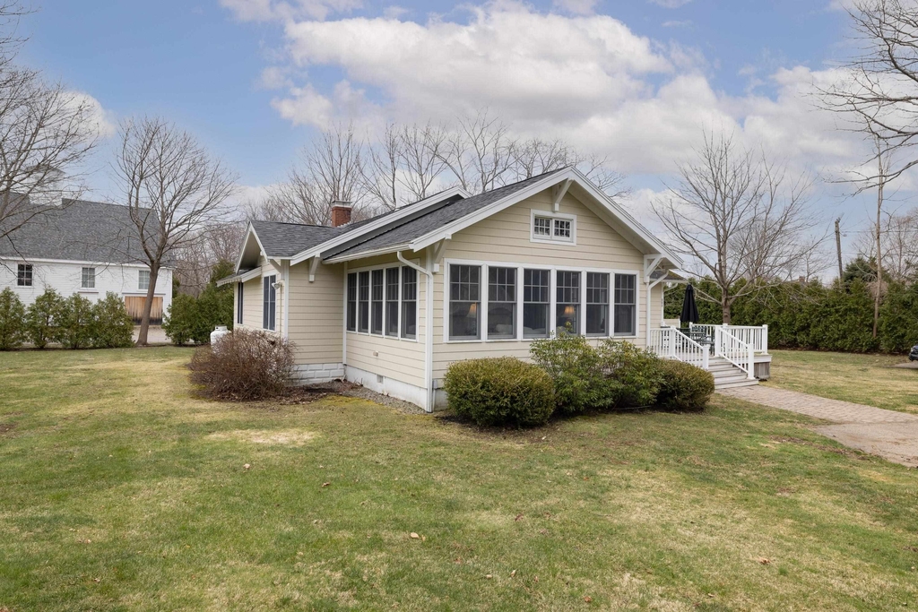 808 Central - Photo 13