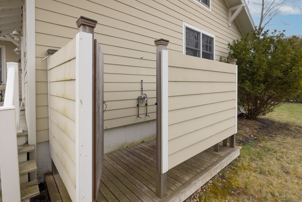808 Central - Photo 27