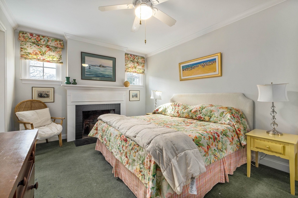 808 Central - Photo 28