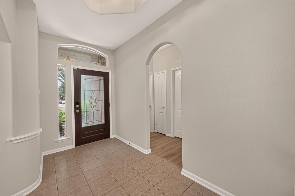 4823 Grand Chateau Lane - Photo 3