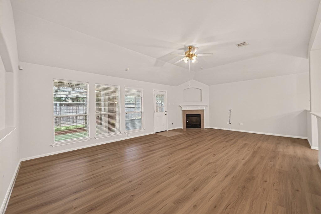 4823 Grand Chateau Lane - Photo 11