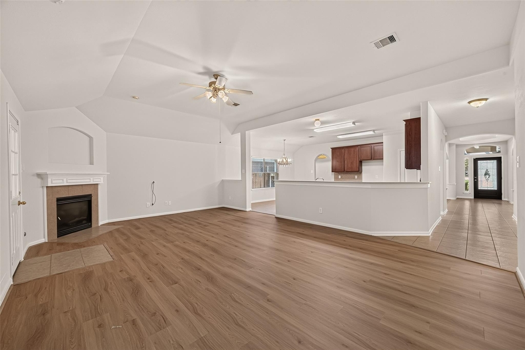 4823 Grand Chateau Lane - Photo 10