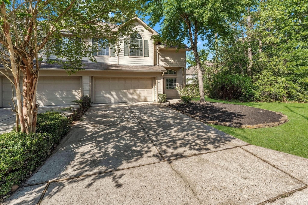 39 E Burberry Circle - Photo 2