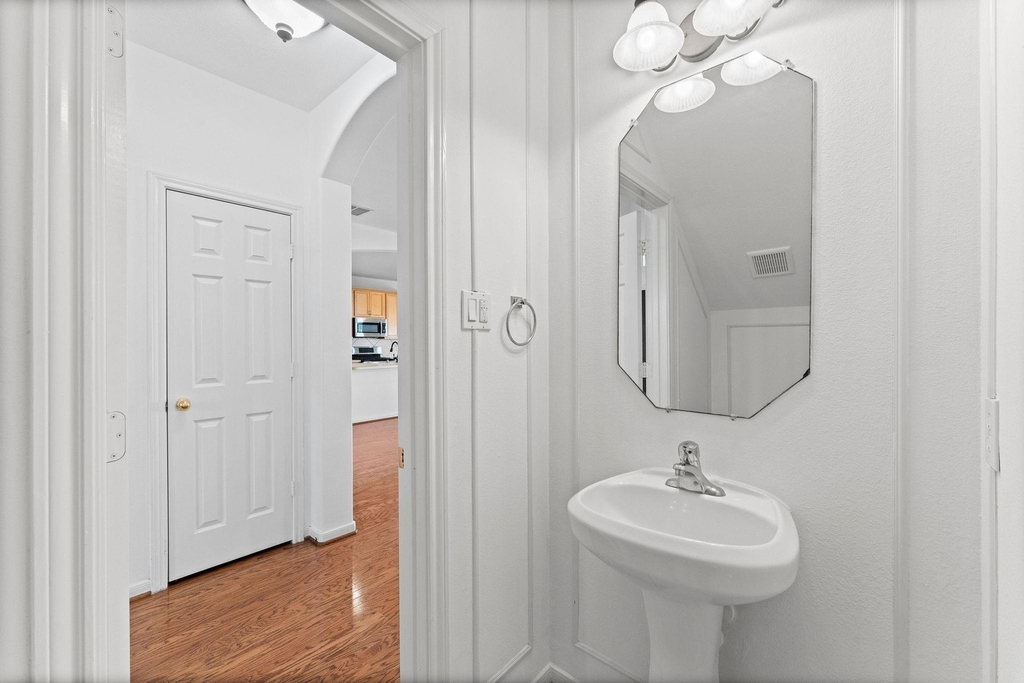 39 E Burberry Circle - Photo 18