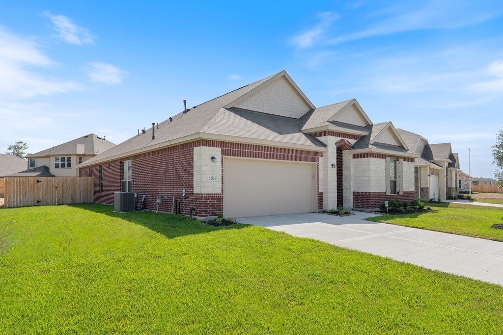 12934 Basswood Summit Dr - Photo 1
