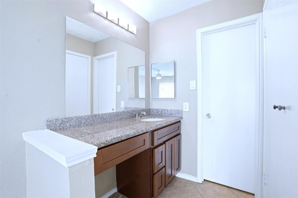 7502 Addicks Clodine Road - Photo 18