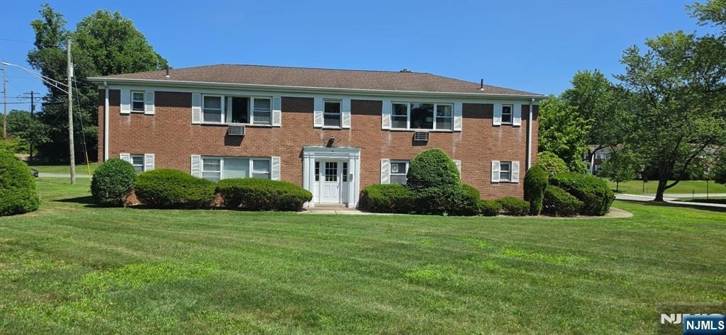 14 Rolling Ridge - Photo 0