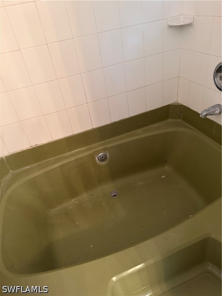 2496 42nd Street Sw - Photo 8