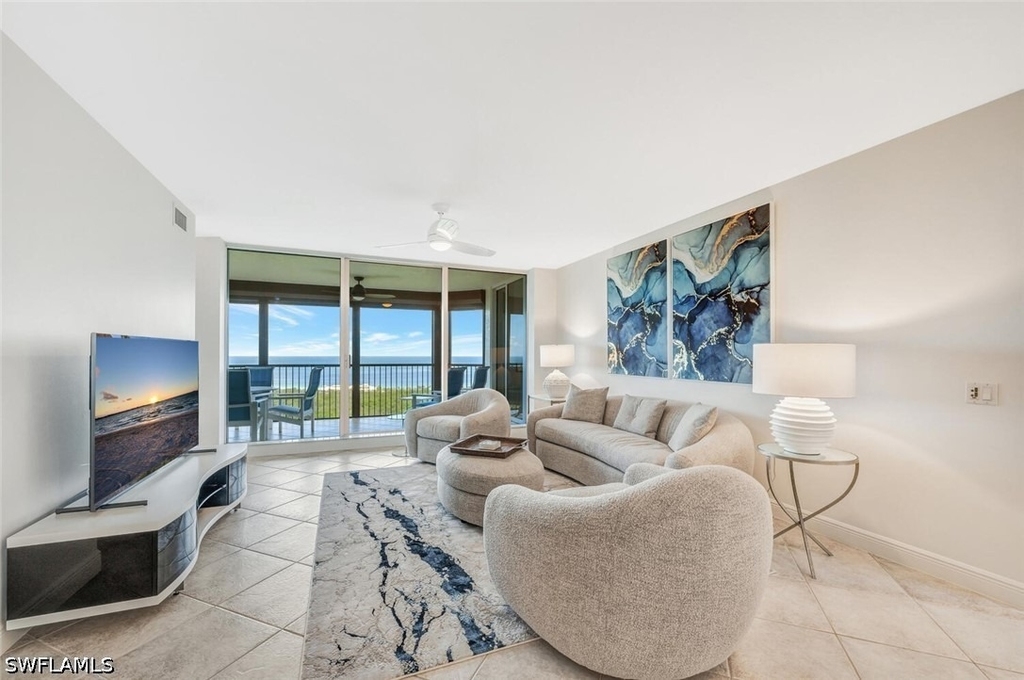 7225 Pelican Bay Boulevard - Photo 1
