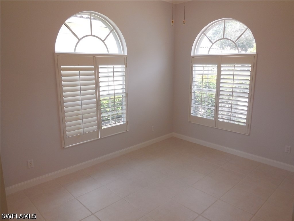 5299 Hawkesbury Way - Photo 16