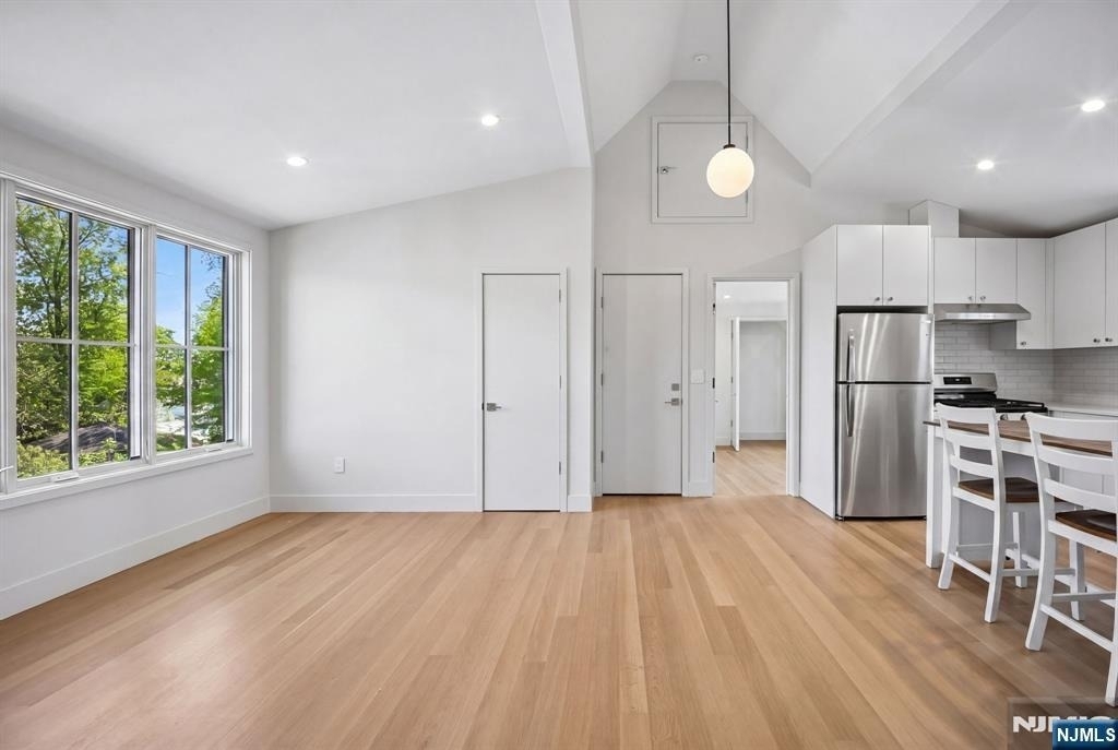 75 Midland - Photo 2