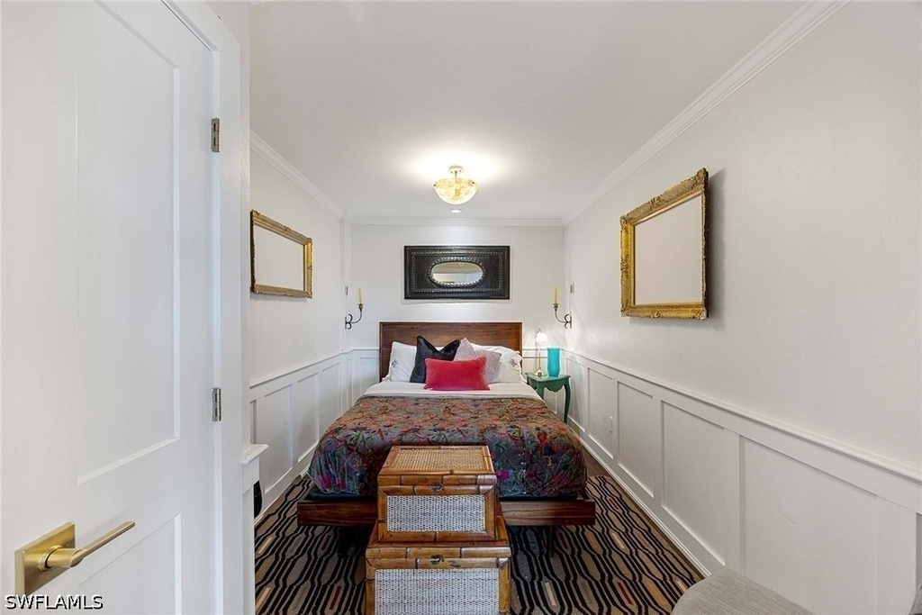 555 Park Shore Drive - Photo 22