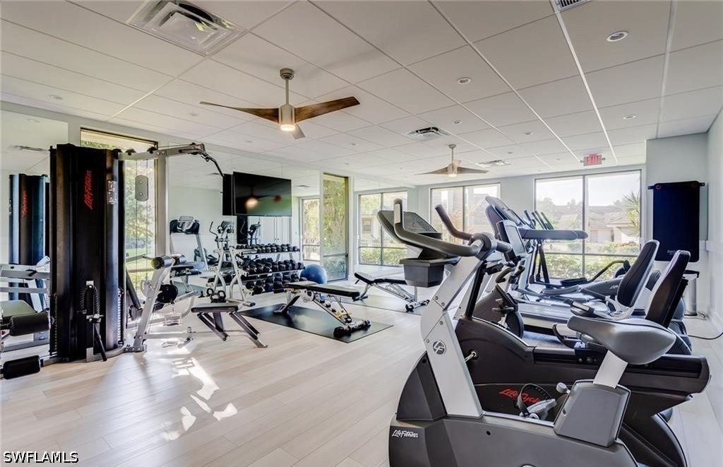 555 Park Shore Drive - Photo 28