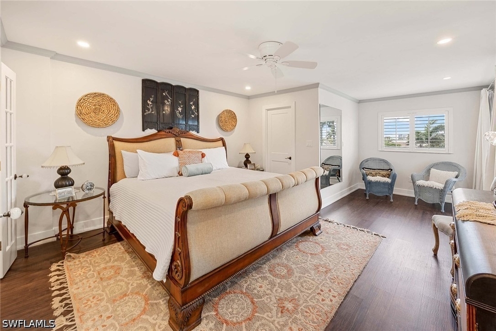 555 Park Shore Drive - Photo 16