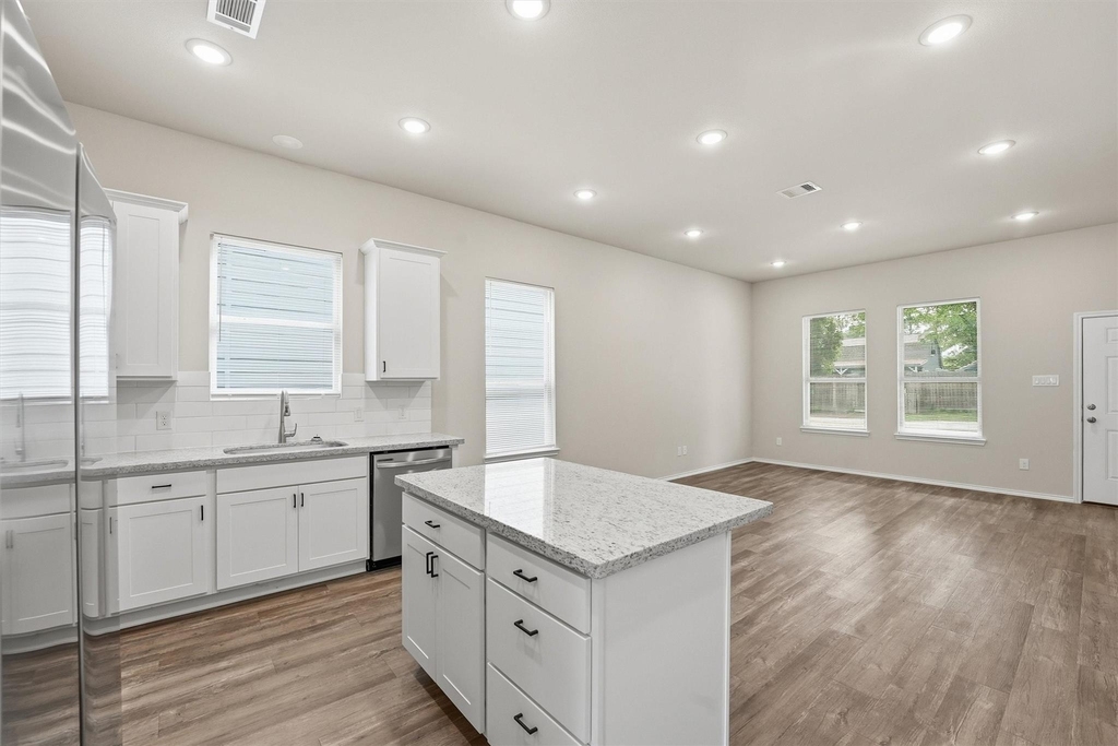10176 Barberry Street - Photo 10