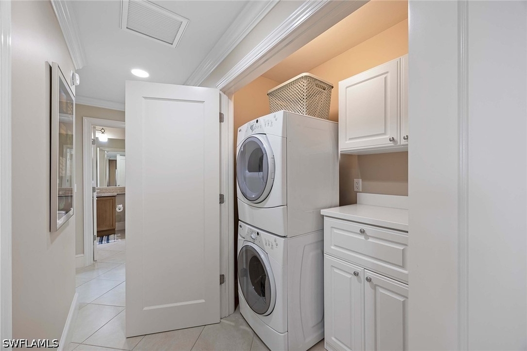 9115 Strada Place - Photo 22