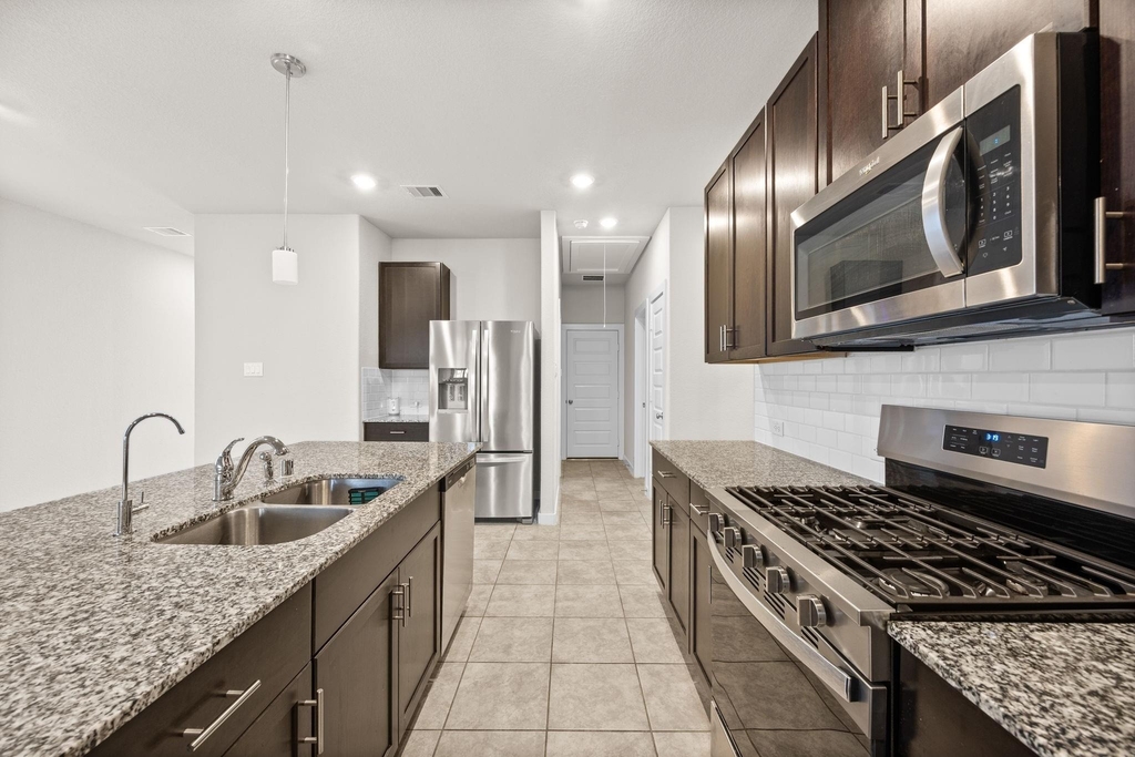 5547 Madden Lane - Photo 6