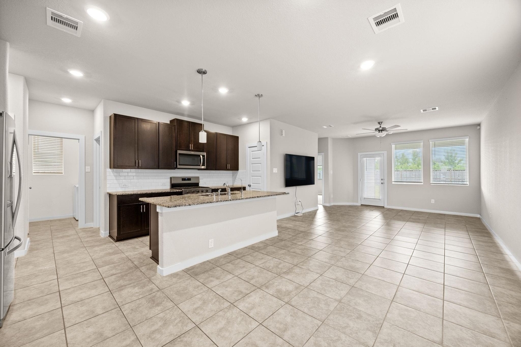 5547 Madden Lane - Photo 5
