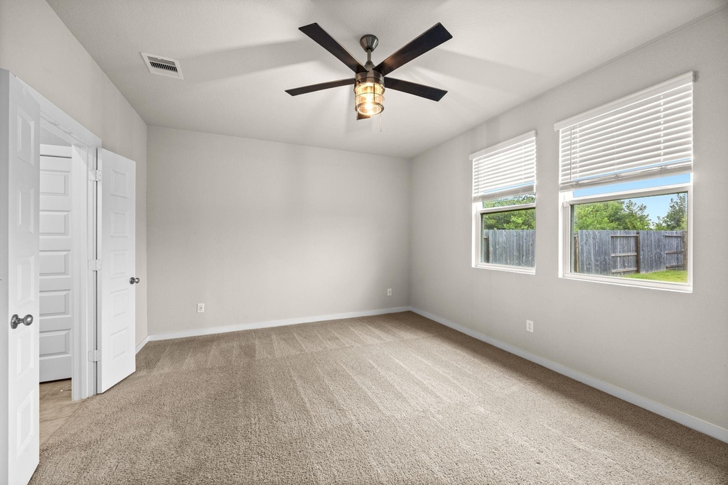 5547 Madden Lane - Photo 7