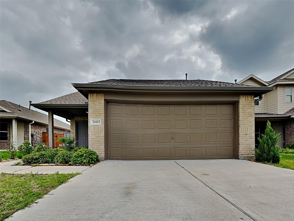 26815 Wilderye Cove Lane - Photo 0