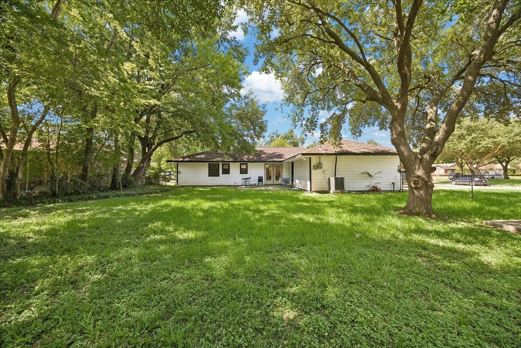 8510 Western Drive - Photo 1