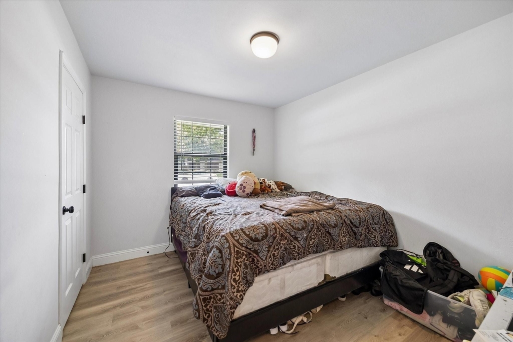 8510 Western Drive - Photo 5