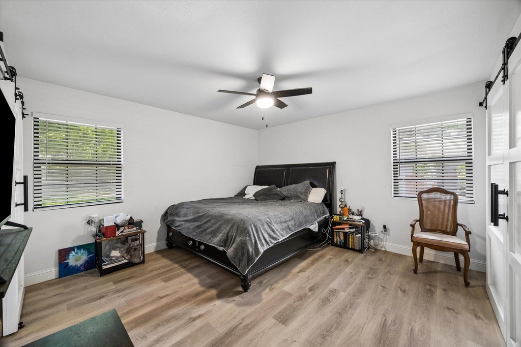 8510 Western Drive - Photo 7