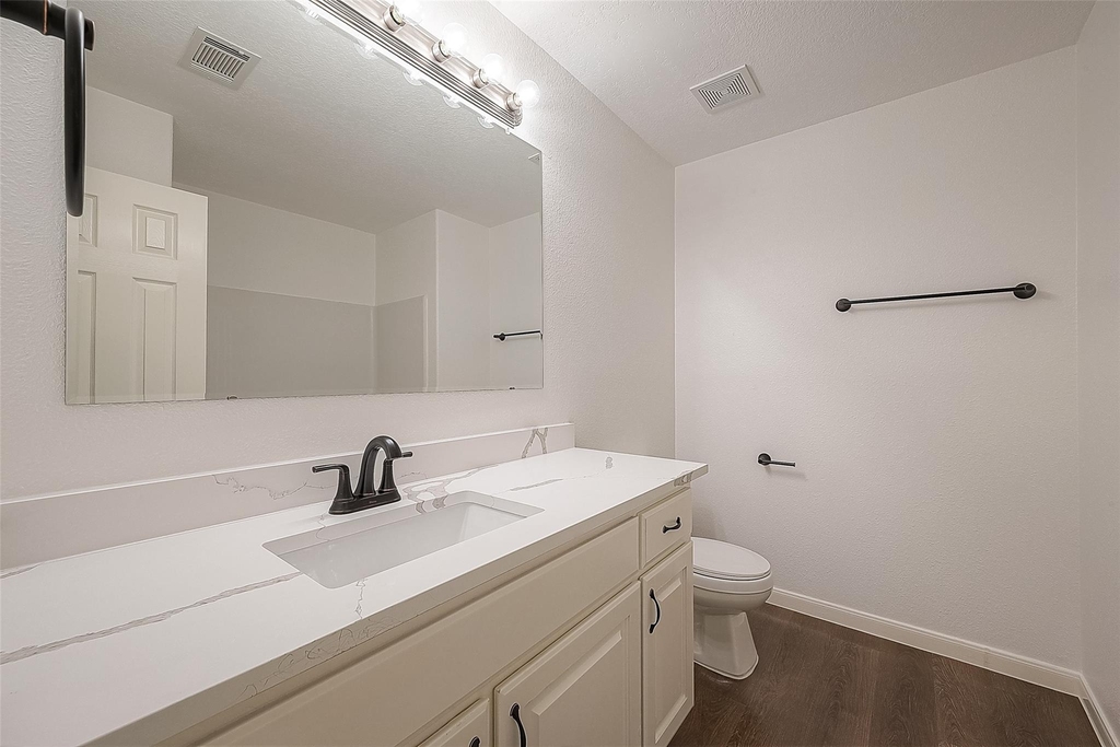 29019 Red River Loop - Photo 16