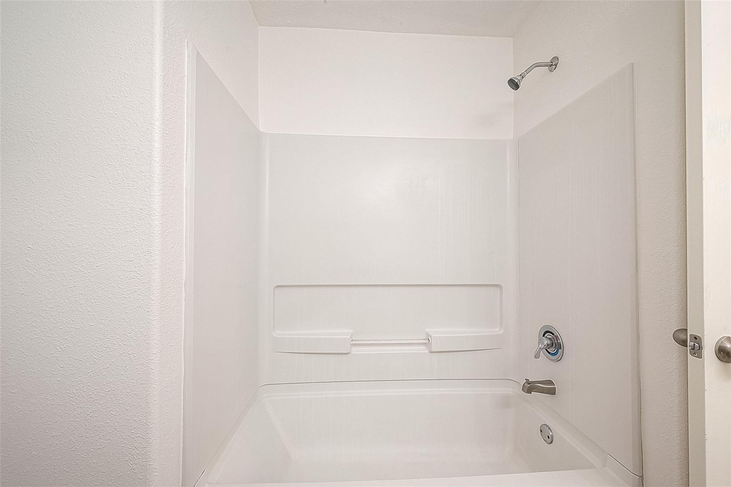 29019 Red River Loop - Photo 17