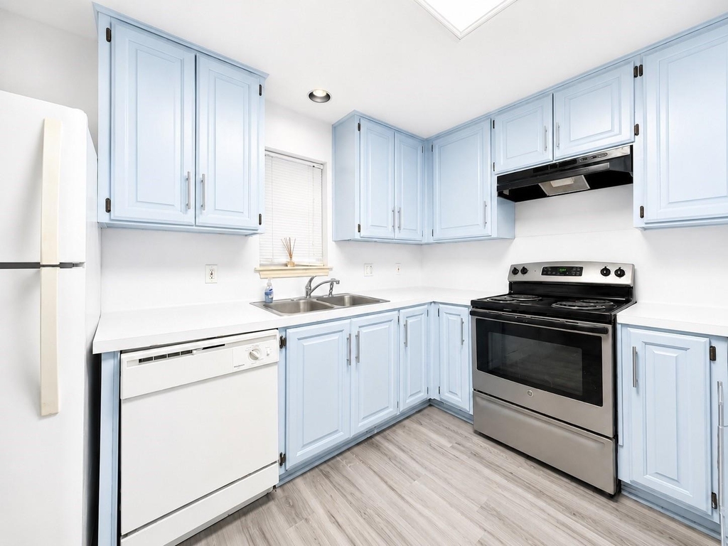 2529 Rio Grande Street - Photo 12